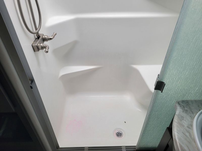 Used 2021 GRAND DESIGN M-320MKS Image 21