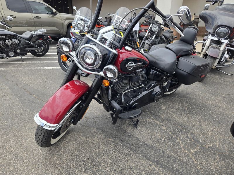 USED 2020 HARLEY SOFTAIL HERITAGE CLASSIC 114 Image 3