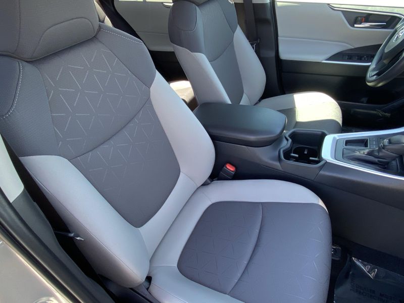 New 2025 Toyota RAV4 XLEImage 11