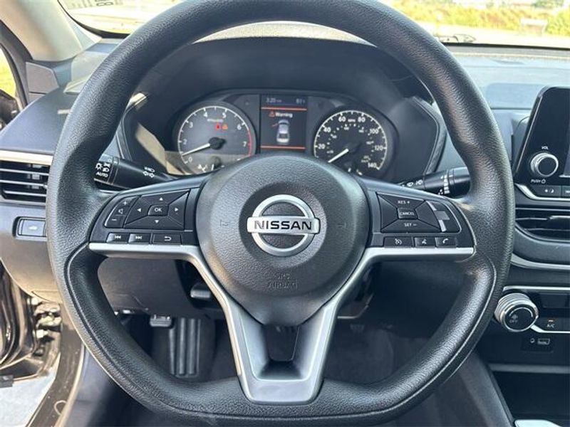 Used 2022 Nissan Altima 2.5 SImage 21