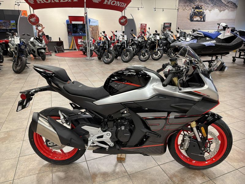 New 2026 CFMOTO 450SS Image 10