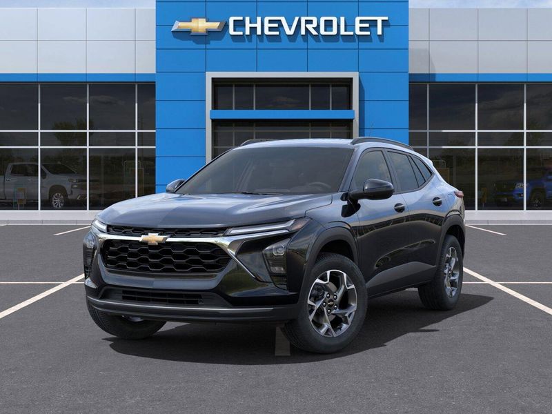 2025 Chevrolet Trax LTImage 6