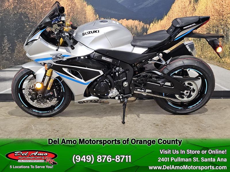2025 Suzuki GSX-R1000R Image 7