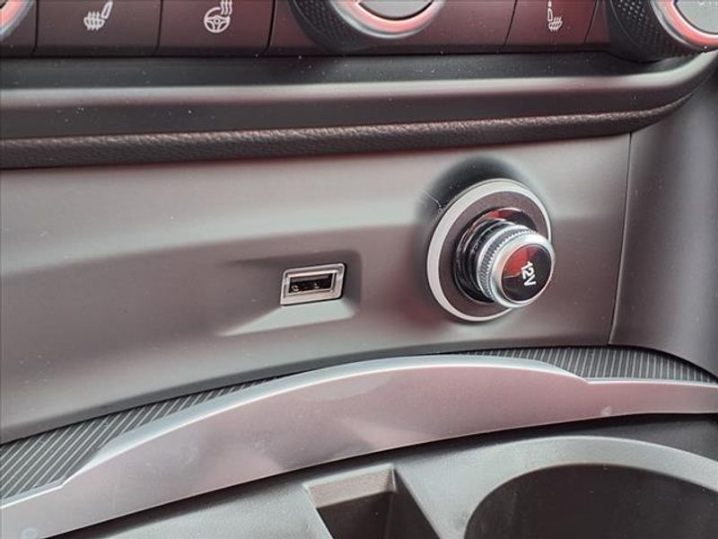 New 2025 Alfa Romeo Stelvio AwdImage 22