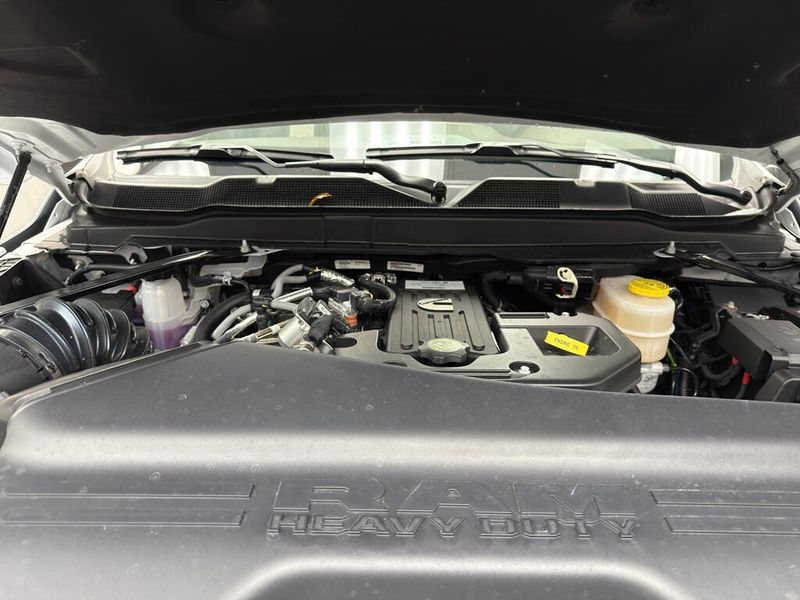 New 2025 RAM 3500 Limited Longhorn Crew Cab 4x4 8