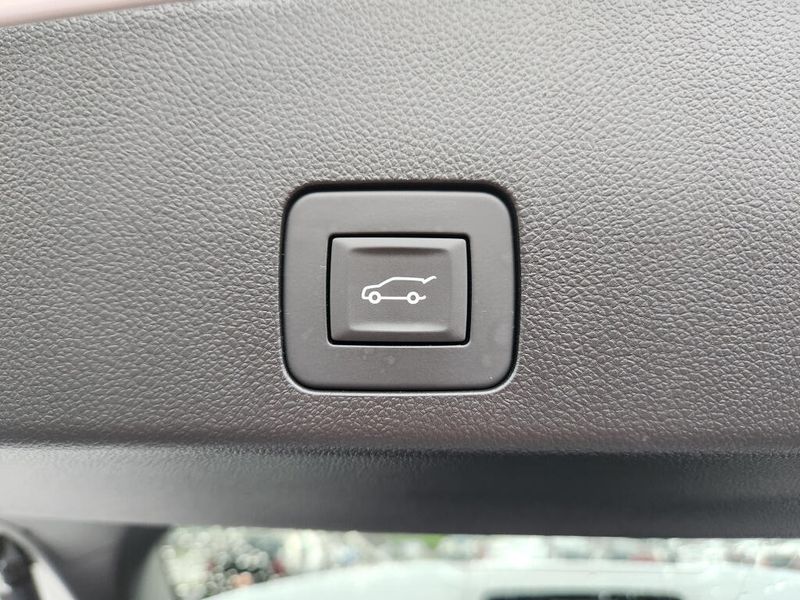 Used 2025 Buick Encore GX Avenir