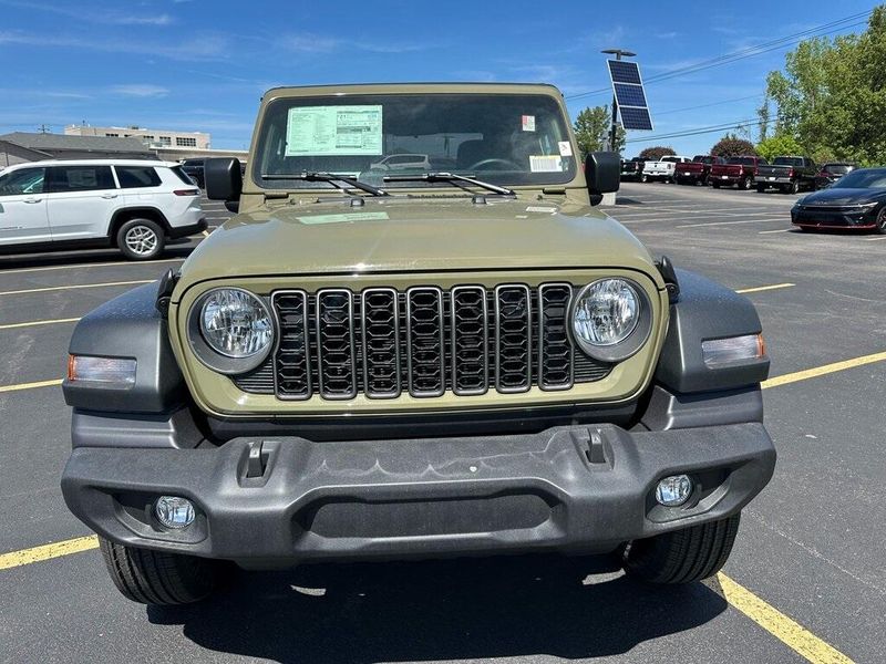 2025 Jeep Wrangler 2-door SportImage 6