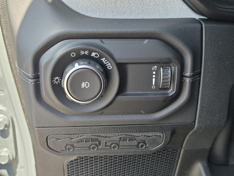 New 2026 Jeep Wrangler 4-door Sahara