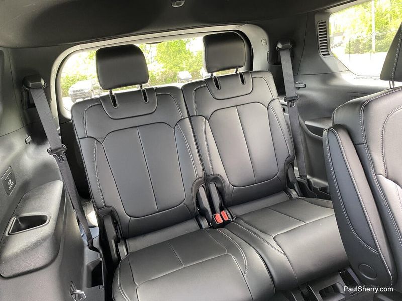 New 2026 Jeep Grand Cherokee L Limited 4x4