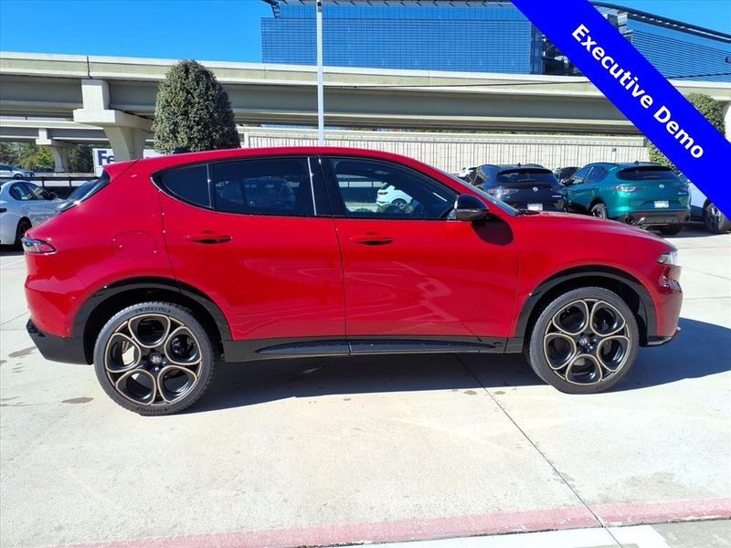 New 2025 Alfa Romeo Tonale Intensa AwdImage 5