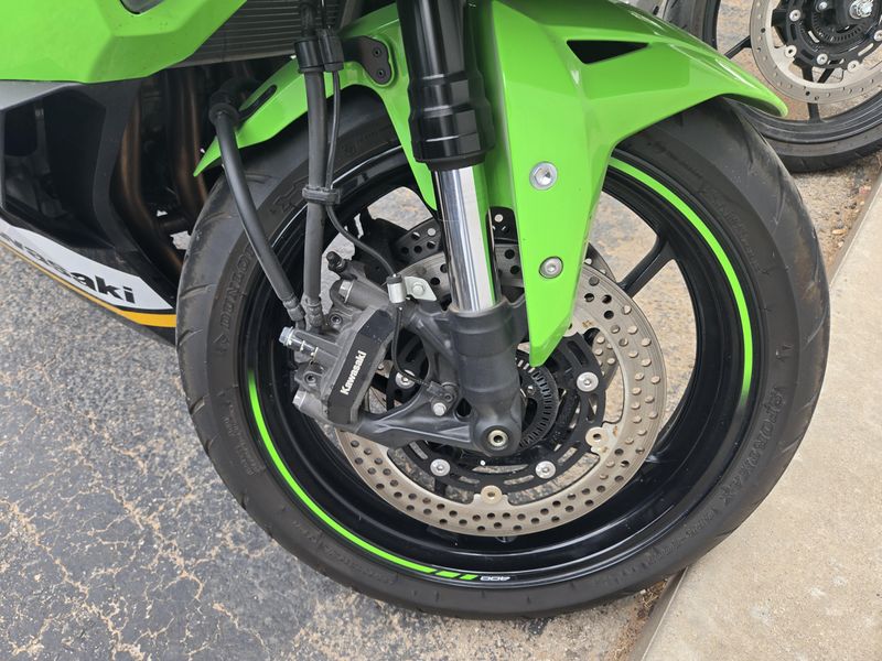 USED 2025 KAWASAKI NINJA ZX-4RR ABS Image 16