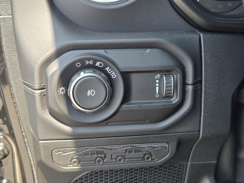 New 2026 Jeep Wrangler 4-door Sahara