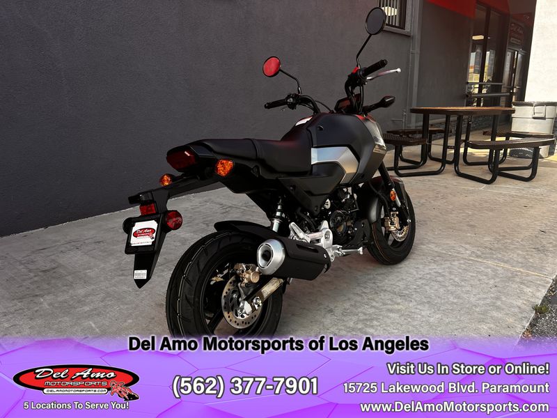 2025 Honda GROM SPImage 2