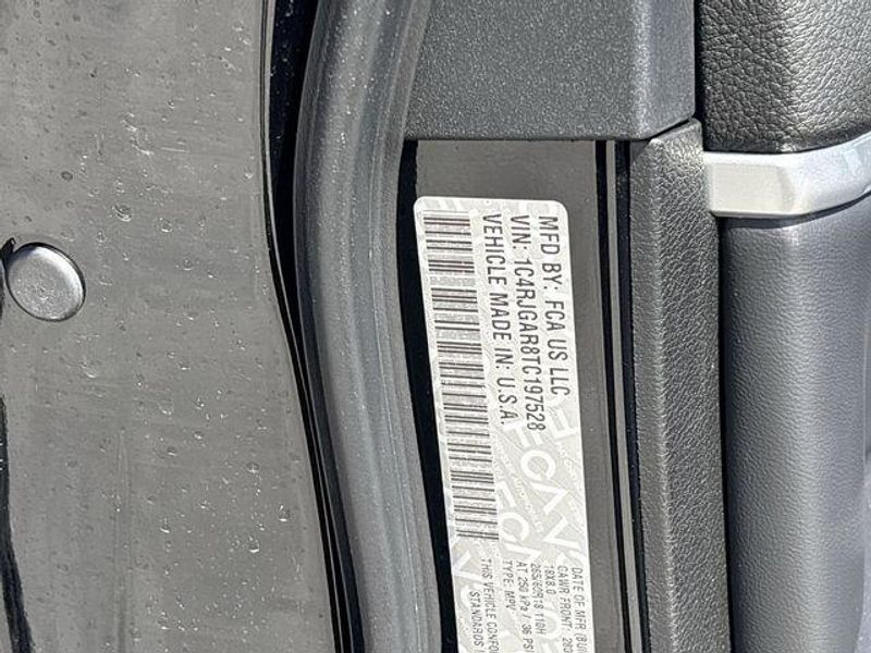 New 2026 Jeep Grand Cherokee Laredo Altitude 4x2Image 21