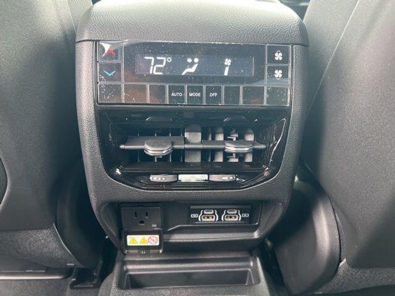 2025 Jeep Grand Cherokee L Altitude X 4x4