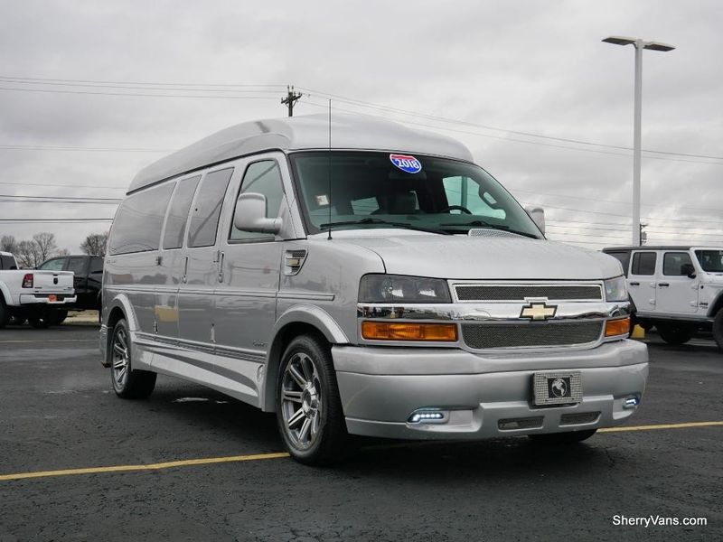 2018 Chevrolet Express 2500 Image 26