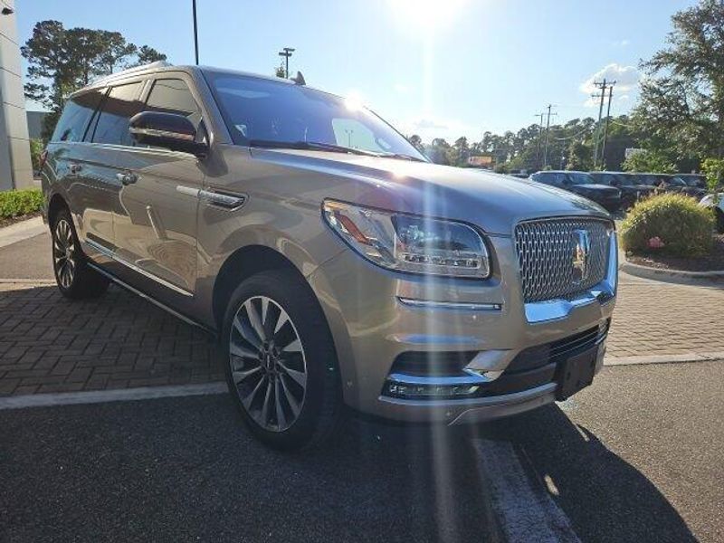 2018 Lincoln Navigator Select