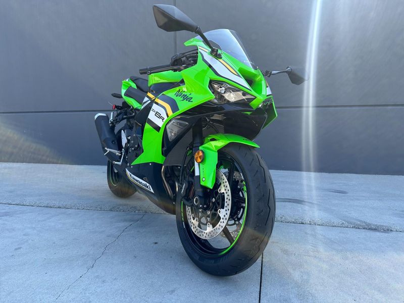 New 2025 Kawasaki NINJA ZX-6R KRT EDITION ABS Image 3