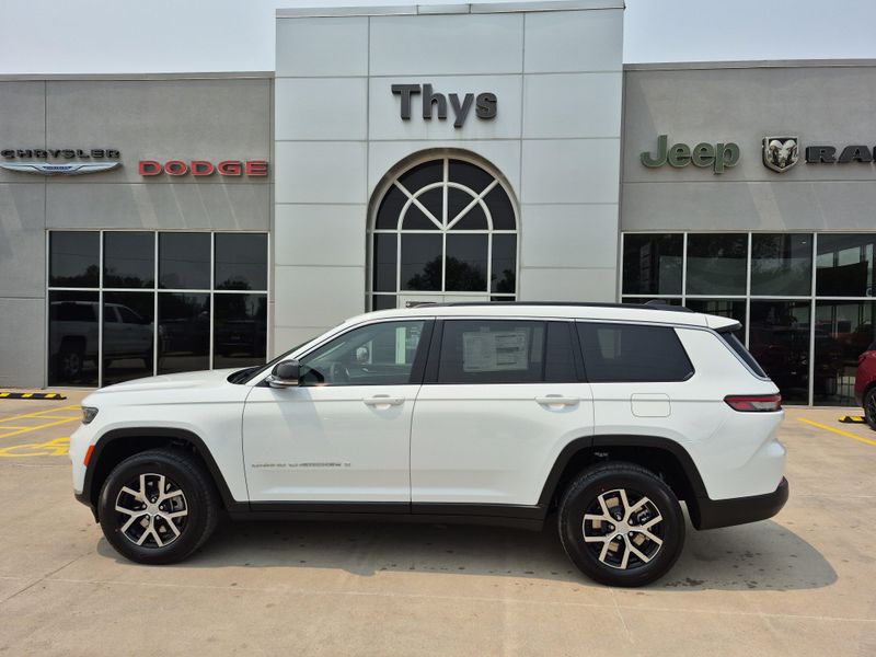 2025 Jeep Grand Cherokee L Limited 4x4Image 41