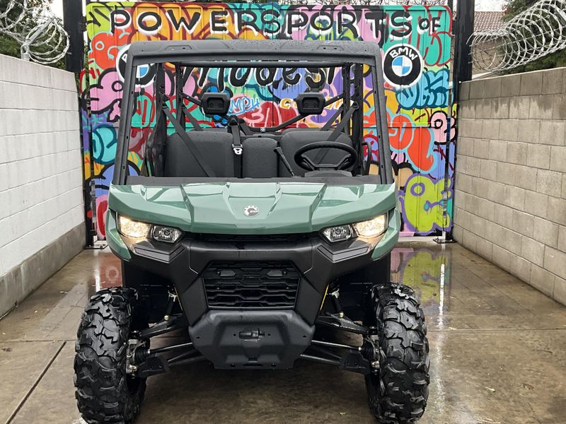 2025 Can-Am DEFENDER MAX 62 HD7 Image 1