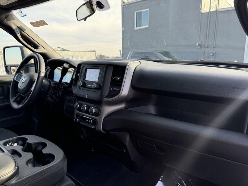 2024 RAM 2500 TradesmanImage 15