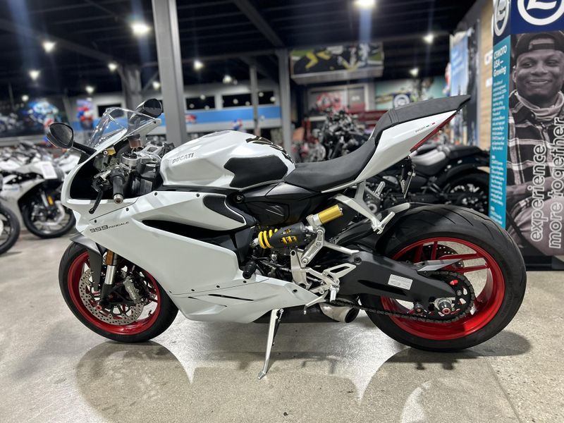 Used 2019 Ducati PANIGALE 959 Image 11