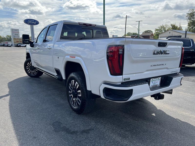 2024 Gmc Sierra HD Denali Ultimate photo 10