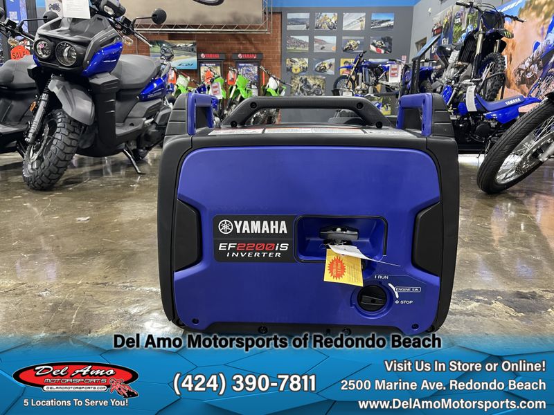 2021 Yamaha EF2200ISZ  in a BLUE exterior color. Del Amo Motorsports of Redondo Beach (424) 304-1660 delamomotorsports.com 