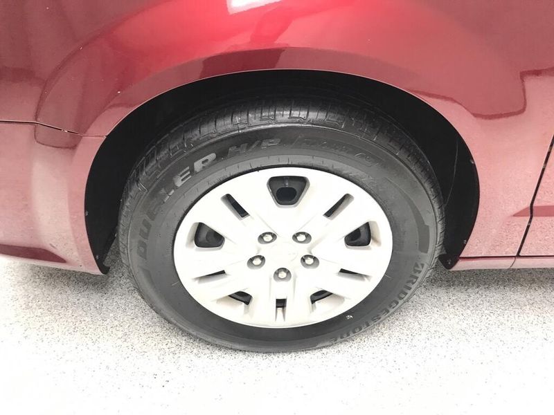 Used 2018 Dodge Grand Caravan SEImage 7