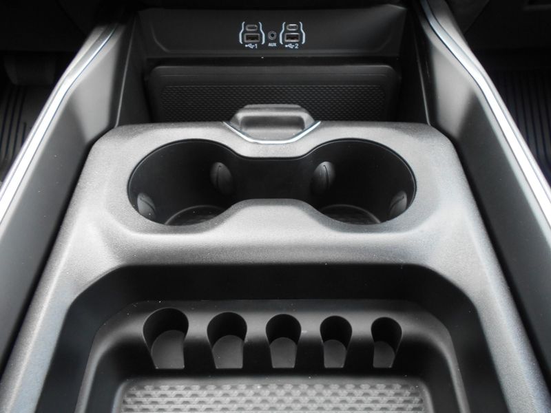 2025 RAM 1500 Big Horn Crew Cab 4x4 5