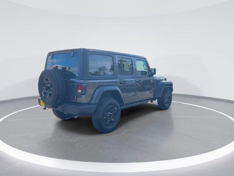 New 2026 Jeep Wrangler 4-door SportImage 8