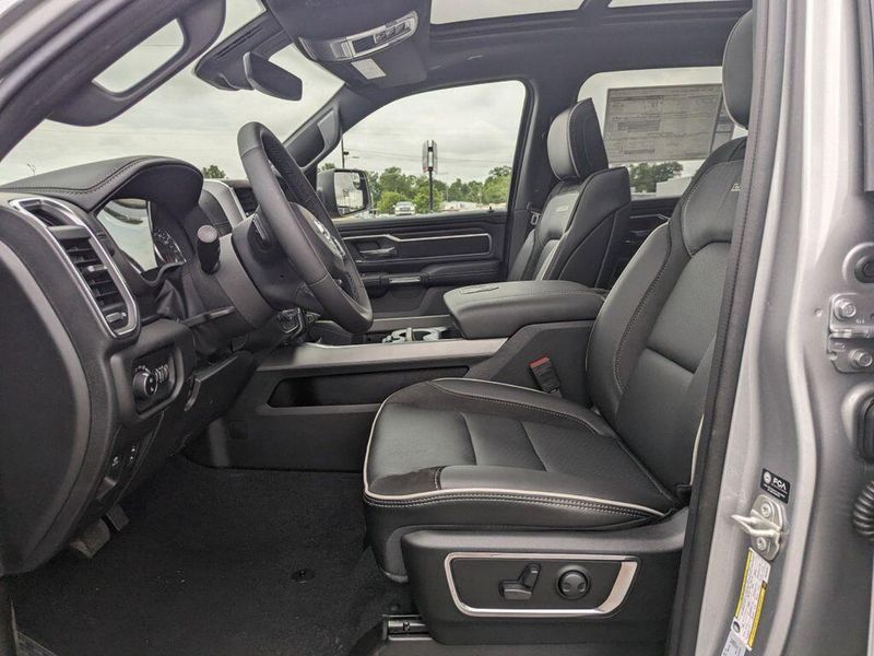 2025 RAM 1500 Laramie Crew Cab 4x4 5