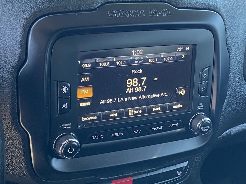 Used 2016 Jeep Renegade LatitudeImage 19