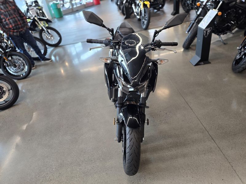 Used 2025 Kawasaki Z500 ABS 