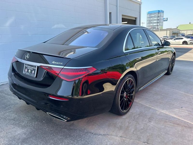 2022 Mercedes-Benz S 580 580Image 3