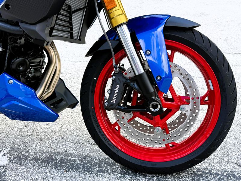 2026 BMW F 900 XR
