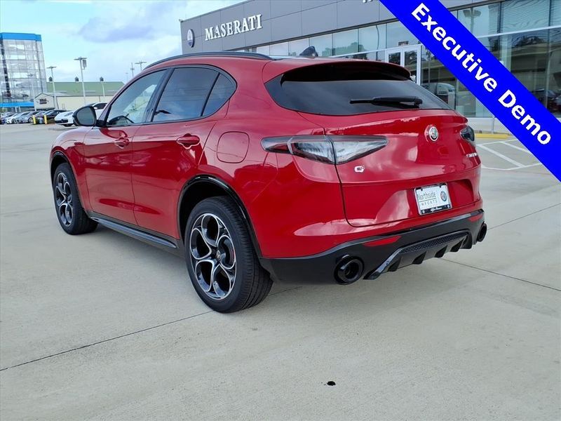 New 2025 Alfa Romeo Stelvio AwdImage 9