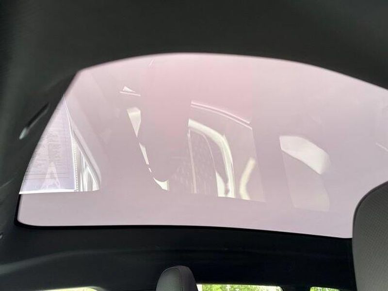 Used 2026 BMW iX xDrive60Image 23