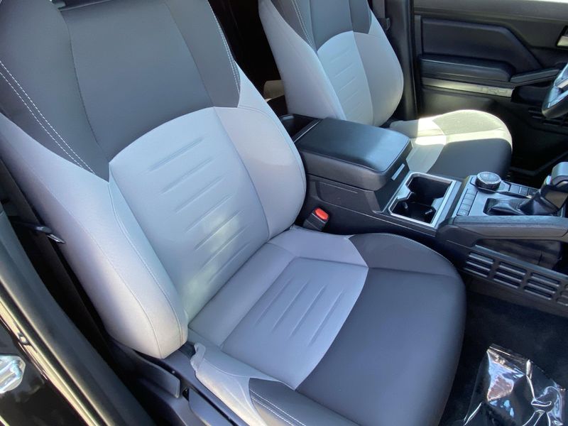 Used 2025 Toyota Tacoma TRD SportImage 11