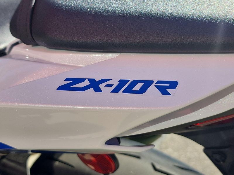 Used 2024 Kawasaki NINJA ZX-10R ABS 40th ANNIVERSARY Image 15