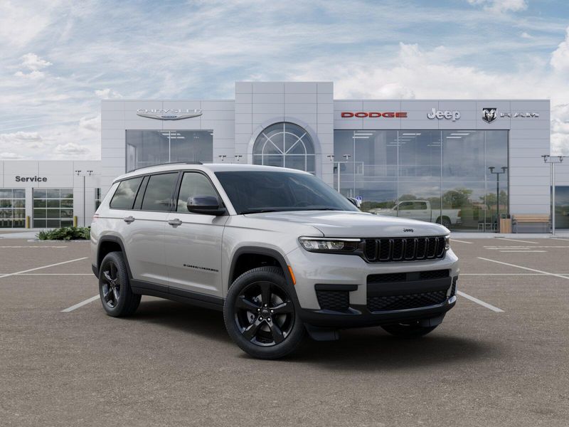 New 2025 Jeep Grand Cherokee L Altitude 4x2Image 19