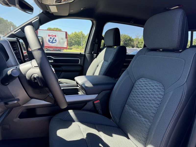2025 RAM 1500 Big HornImage 10