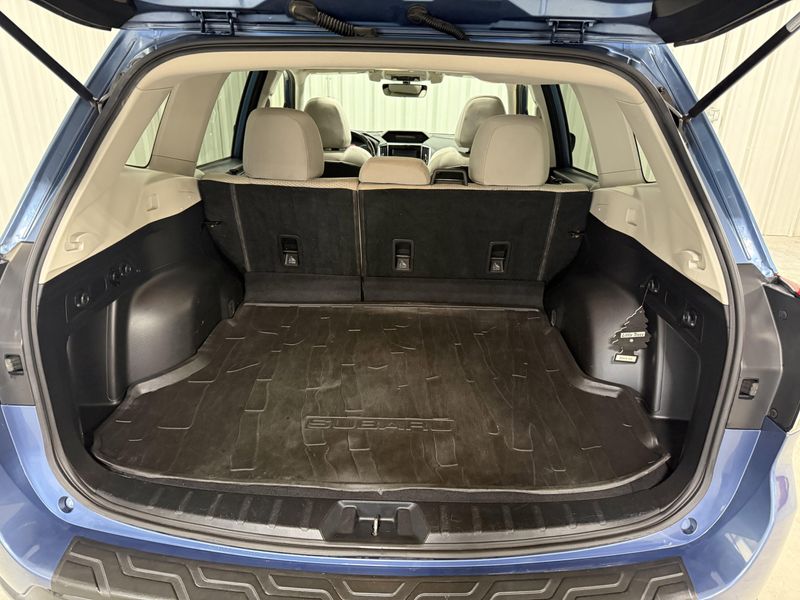 Used 2019 Subaru Forester PremiumImage 7