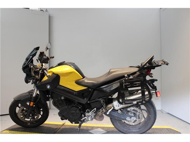 2011 BMW F800R Image 2