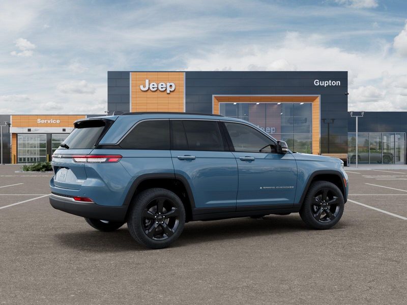 New 2026 Jeep Grand Cherokee Limited 4x4Image 24