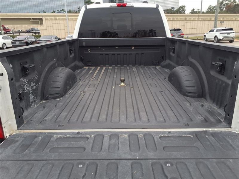 Used 2022 Ford F-350SD PlatinumImage 11