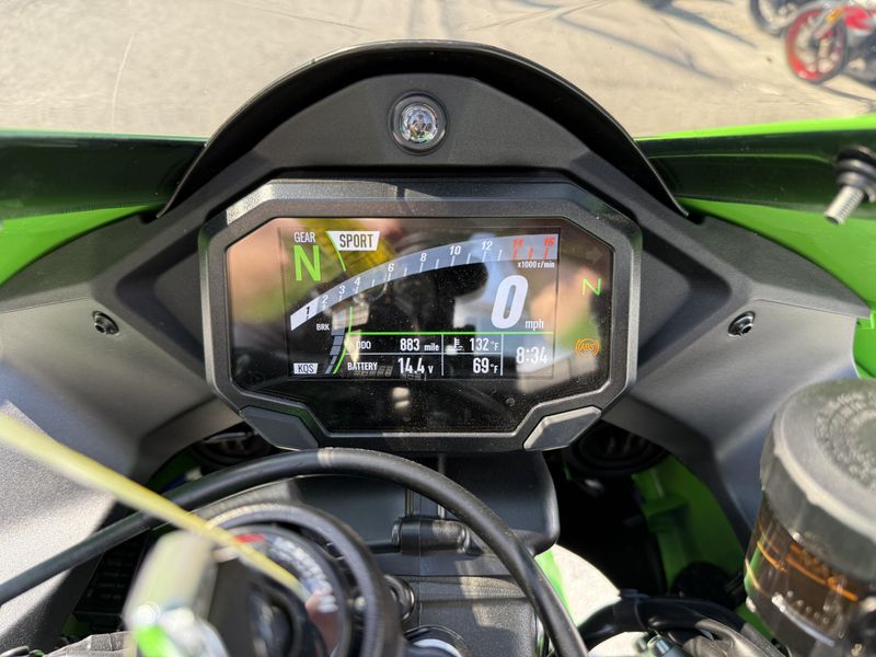 2024 Kawasaki Ninja ZX-10RR