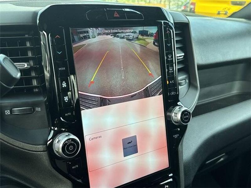 New 2026 RAM 2500 Black Express Crew Cab 4x4 6