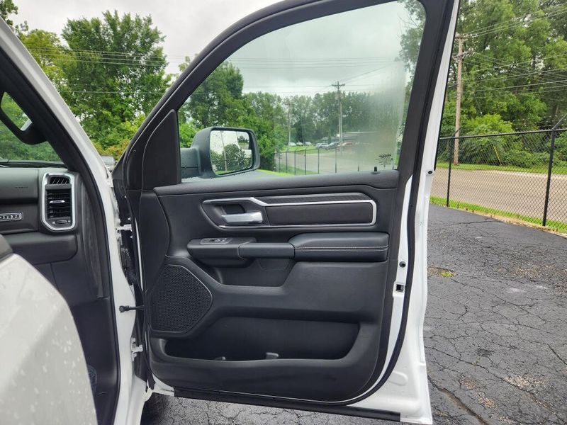 New 2026 RAM 1500 Big Horn Crew Cab 4x4 5'7' Box