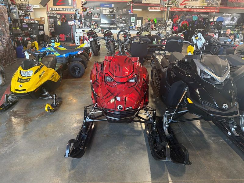 Used 2024 Ski-Doo SUMMIT X 8TR S HAC 154 3P4F 
